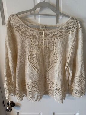 Ultra Pink Boho Crochet Lace Layering Top Cream Size Medium